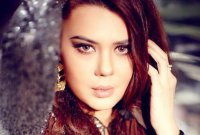 Oksana: "İstəyən zəng eləsin, çünki..."