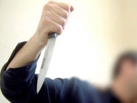Ər arvadını bıçaqladı