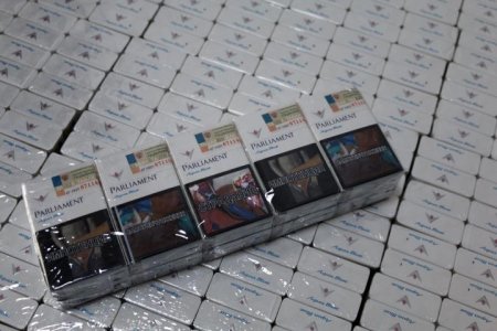40 min siqareti gömrük sərhədindən qanunsuz keçirməyə cəhd etdi - FOTO