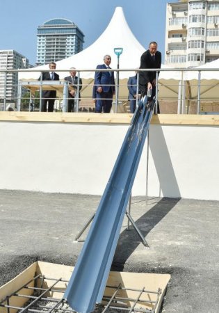 Prezident İlham Əliyev  keçmiş"Sovetski" ərazisində yeni yol-nəqliyyat infrastrukturunun təməlini qoyub - FOTO
