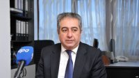 Ekspert: Manat gerçək dəyərini tapana qədər 'uçacaq'