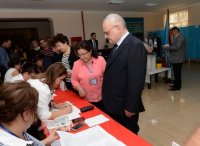 Artur Rasizadə səs verib