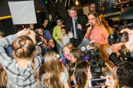 Emin yeni məkan açdı - FOTO