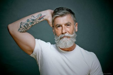 60 yaşlı kişi saqqal saxladı, model oldu - FOTO