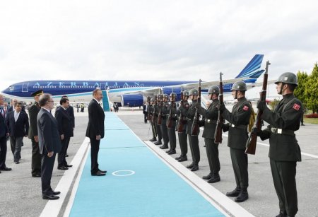 Prezident İlham Əliyev Türkiyədə işgüzar səfərdədir - FOTO