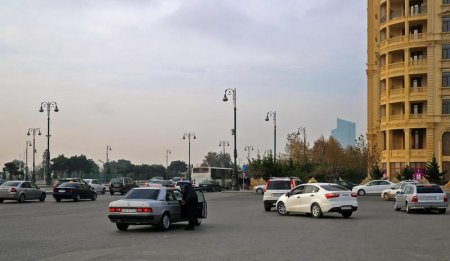 Bakıda taksi sürücülərinə qarşı reydlər başlanılıb - FOTO