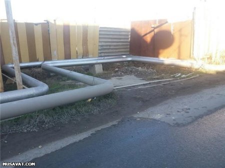  Bakıda altı da, üstü də təhlükə mənbəyi olan evlər... - REPORTAJ, FOTOLAR