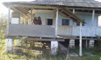 Ucarda bir ailə məhv olmaq təhlükəsilə üzləşib