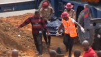 Nigeriyada ibadət zamanı kilsənin tavanı uçub, 160 nəfər ölüb