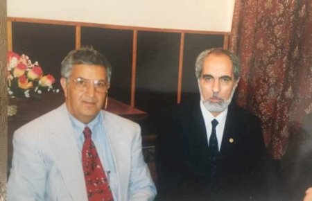 Azərbaycanlı milyonçu alim - Foto