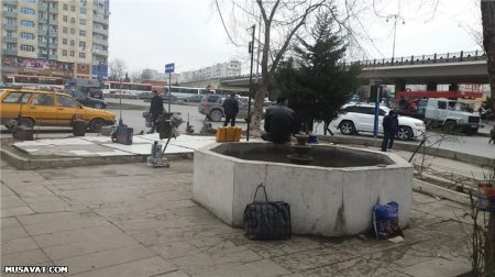 Paytaxtdakı “Qul bazarı”nda işsizlər ordusu – VİDEO