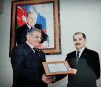 MASKALILAR ŞÖBƏ MÜDİRİNİ EVİNDƏN APARIB – 300 min dollarını aldılar