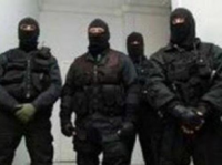 Bakıda maskalılar məmuru evindən oğurlayıb 300 min dollarını aldılar