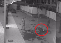 Keçmiş rəis müavininin İNTİHARI ANBAAN KAMERADA – VİDEO 18+