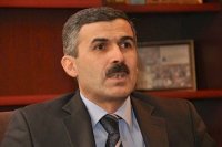 Dövlətçiliyə kim xəyanət edir?