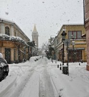 Qərbi Gürcüstanda güclü qar fəsadlar törədib