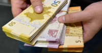 Bakının hər küçəsində “pul paylayırlar”