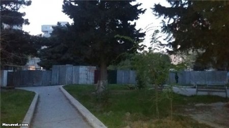 Xətaidə əhalinin istirahət parkı hasara alınıb, iş adamlarına satılır - FOTOLAR