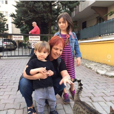 İradə İbrahimovanın övladları ilə yeni FOTOsu