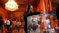 Fransada prezident seçkiləri başlayıb