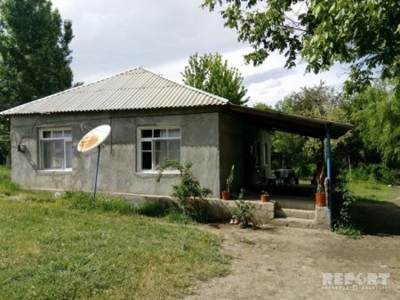 Ağdamda ilanlar evlərə hücum edib – FOTO