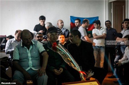 Jurnalist Zabil Müqabiloğlunun xatirəsi anıldı: “Son Zəng” - FOTOLAR