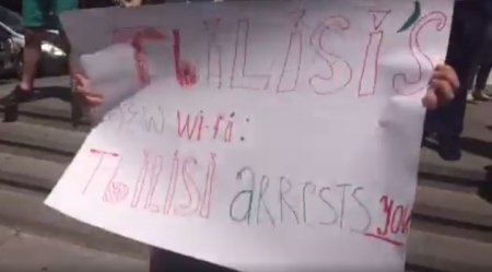 Tiflisdə jurnalist Əfqan Muxtarlının həbsinə görə etiraz aksiyası keçirilib – Video