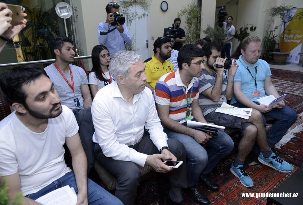 Alen Prost: "Formula-1 Azərbaycan Qran-Prisi yüksək səviyyədə təşkil olunub" - FOTO
