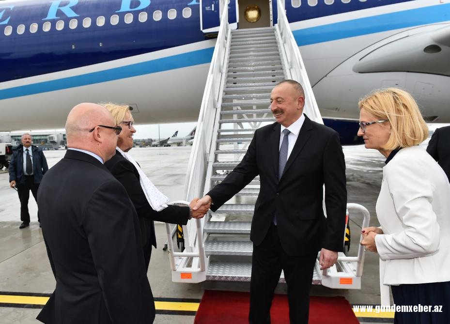 Prezident İlham Əliyev Polşada rəsmi səfərdədir - FOTO