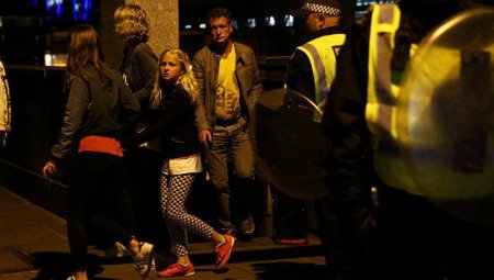 Londonda bir gecədə 3 terror: ölənlər var - VİDEO - FOTO