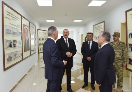 Prezident İlham Əliyev yenidən qurulan Cocuq Mərcanlı kəndində görülən işlərlə tanış olub - FOTO