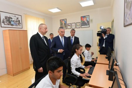 Prezident İlham Əliyev yenidən qurulan Cocuq Mərcanlı kəndində görülən işlərlə tanış olub - FOTO