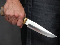 20 yaşlı oğlanı çayxanadan çölə çağırıb bıçaqladılar - Vəziyyəti ağırdır