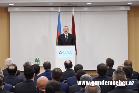 Azərbaycan prezidenti İlham Əliyev Latviya-Azərbaycan biznes forumunda
