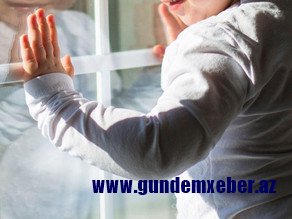 Bakıda 1 yaşlı uşaq binanın 3-cü mərtəbəsindən yerə yıxılıb