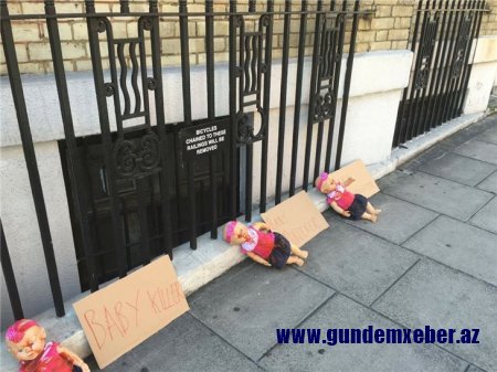 Ermənistanın Londondakı səfirliyi qarşısında etiraz aksiyası keçirilib - FOTOLAR