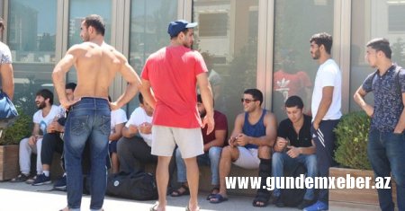 Güləşçilərimizdən etiraz aksiyası: Federasiyanın iç üzü açıldı - Foto,Video