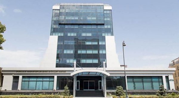 REYESTR XİDMƏTİNİN VƏZİFƏLİ ŞƏXSİNƏ ŞOK İTTİHAM – “200 min manatımı mənimsəyib, işinin başındadır” (Yeniləndi)