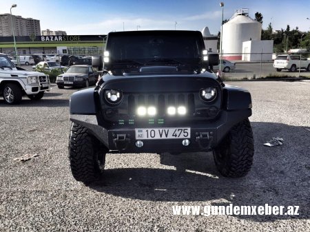 Bakıda “Gelandewagen”lə yarışan avtomobilin sürücüsü həbs olunub - FOTOLAR