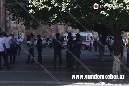 Nazirlikdə bomba həyəcanı - Ermənistanda (FOTOLAR)+YENİLƏNDİ