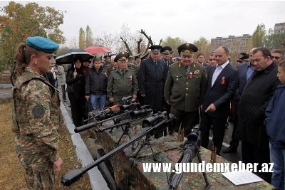 Aprel döyüşlərində igidlərimizə güllə atan erməni snayper qadınları -  SİZ DƏ TANIYIN - FOTOLAR - VİDEO