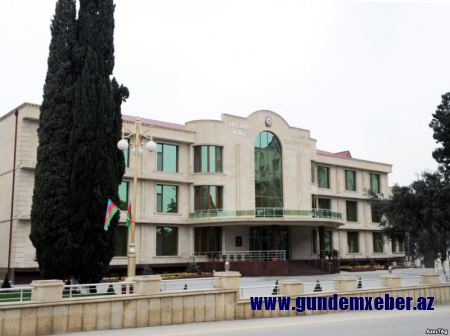 Abşeronda “ikihakimiyyətlilik”