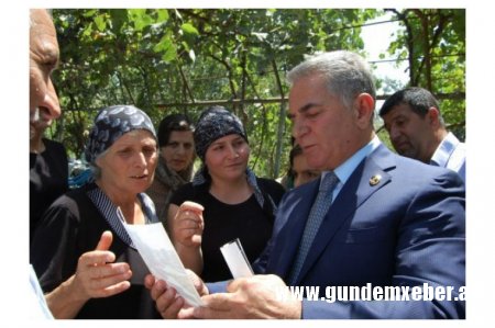 İcra başçısının fəhlə kimi işlətdiyi tibb işçiləri.. — Qəzaya düşən 22 nəfərdən birinin vəziyyəti ağırlaşdı