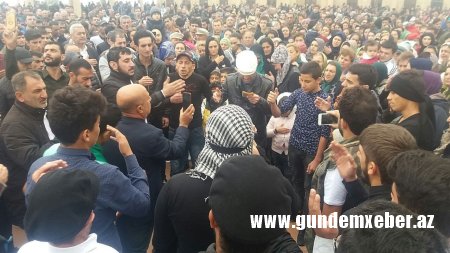 Aşura günü Bibi-Heybət məscidində izdiham yaşandı - VİDEO - FOTOLAR