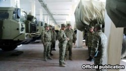 Cəbhə zonasında raket və artilleriya bölmələrinin döyüşə hazırlığı yoxlanılıb