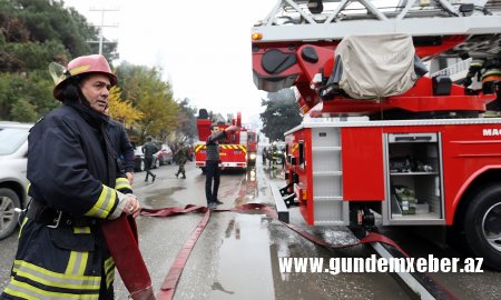 Bakıda biznes mərkəzində baş verən yanğın söndürülüb, 40 nəfər təxliyyə olunub - YENİLƏNİB 