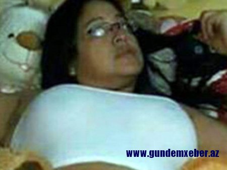 40 yaşlı müəllim onunla yatmayan şagirdlərinin qiymətini kəsdi - FOTO