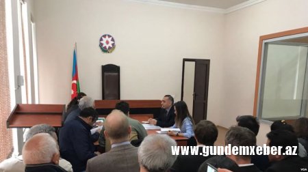 Saytların bloklanması ilə bağlı məhkəmə yenidən təxirə salınıb