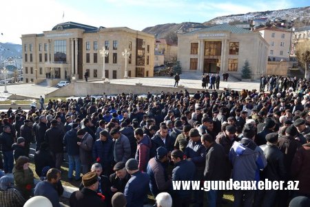 DAŞKƏSƏN RAYONUNDA XALQIMIZIN ÜMUMMİLLİ LİDERİ HEYDƏR ƏLİYEVİN ƏZİZ XATİRƏSİ DƏRİN EHTİRAMLA YAD EDİLİB