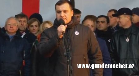 Ukrayna hökumətinə qarşı Saakaşvili marşı - CANLI YAYIM (FOTOLAR)